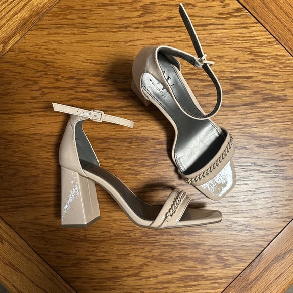**WORTHINGTON* Tan Open-Toe Block Heels Size 8.5 - Picture 1 of 8